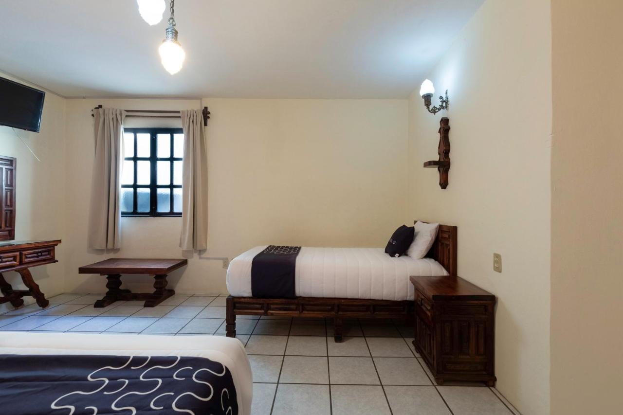 Capital O Hotel Villa De Leon Oaxaca Ngoại thất bức ảnh