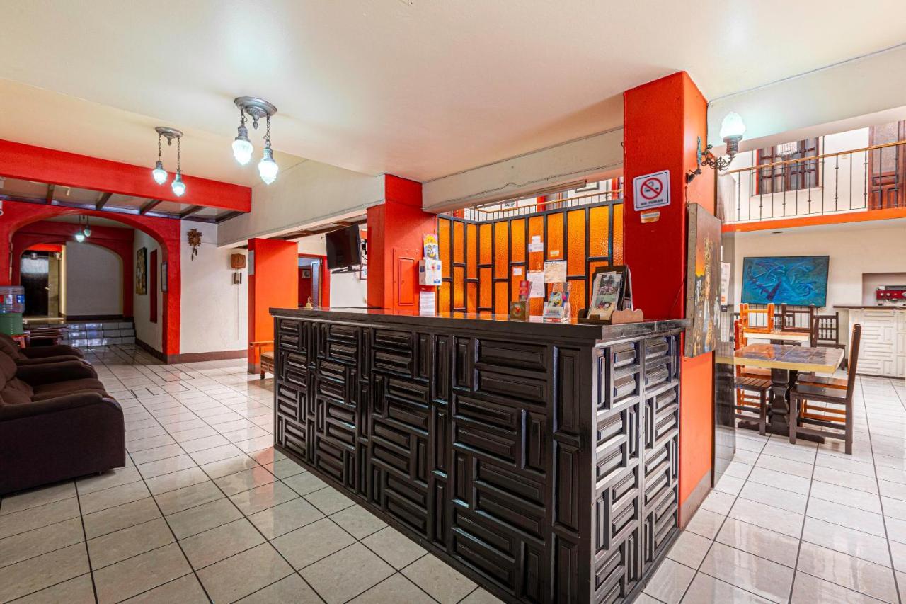 Capital O Hotel Villa De Leon Oaxaca Ngoại thất bức ảnh