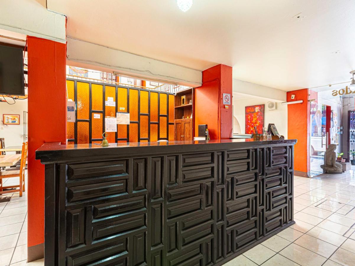 Capital O Hotel Villa De Leon Oaxaca Ngoại thất bức ảnh