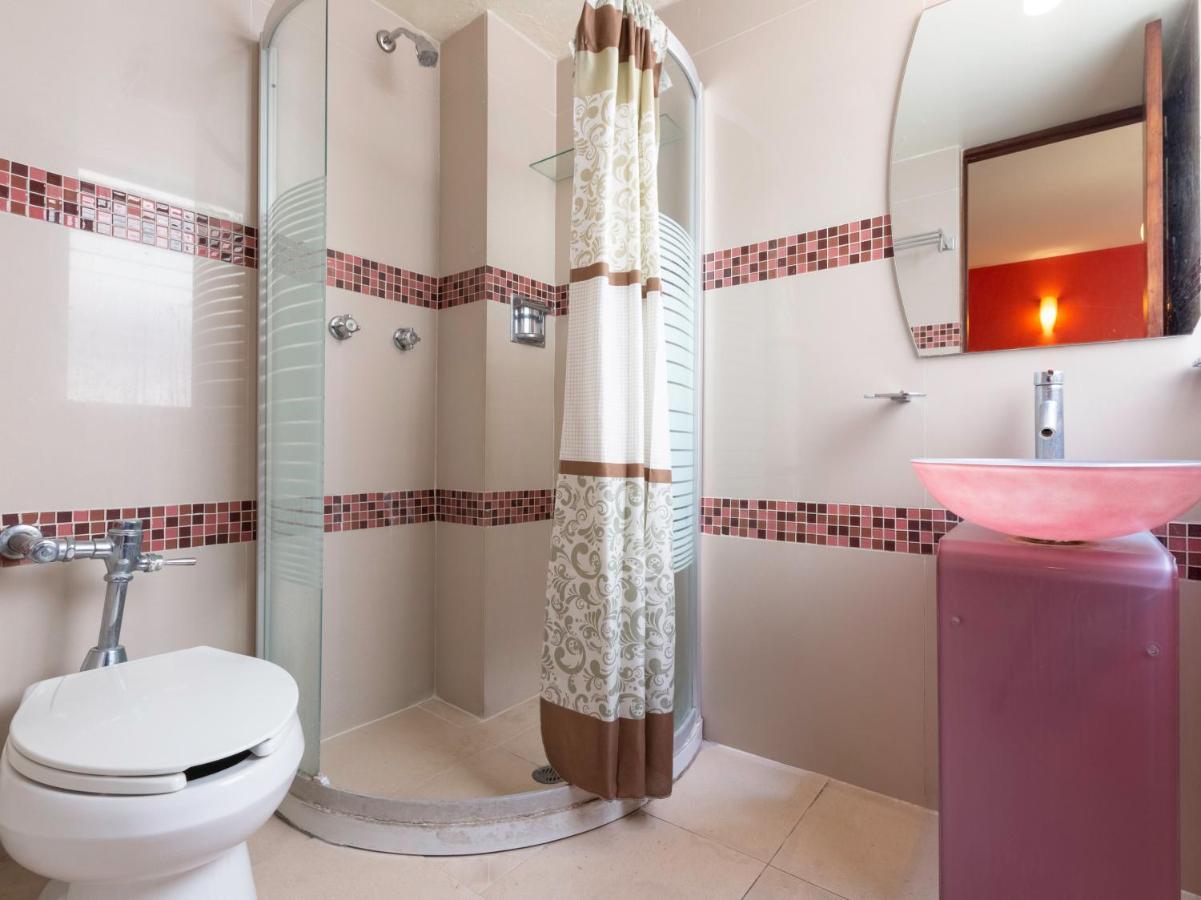 Capital O Hotel Villa De Leon Oaxaca Ngoại thất bức ảnh